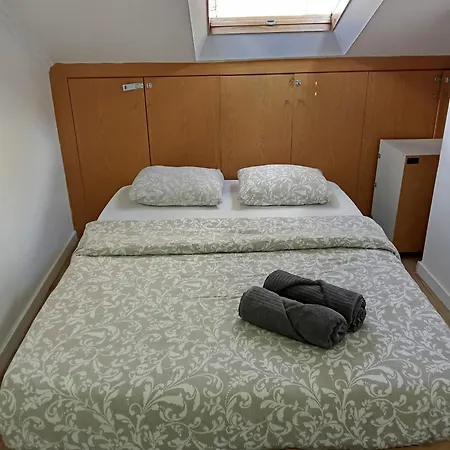 Guest house Bica Mini Hostel Lisbon