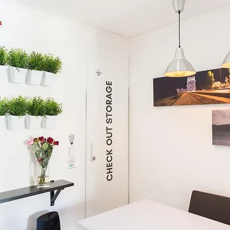 Bica Mini Hostel Guest house
