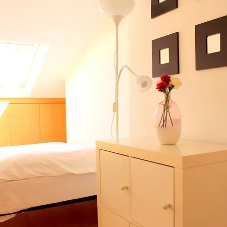 Bica Mini Hostel Guest house